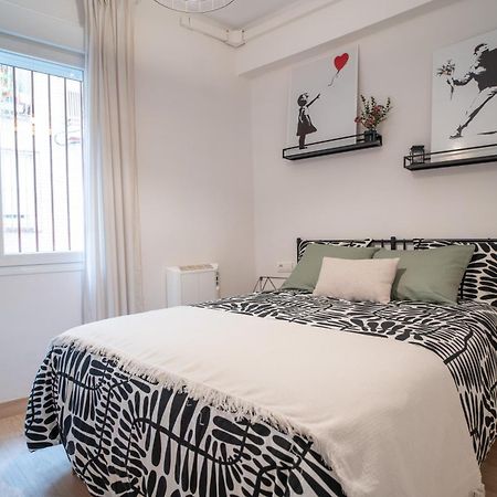 Apartamento En El Corazon De Granada - Cochera Экстерьер фото