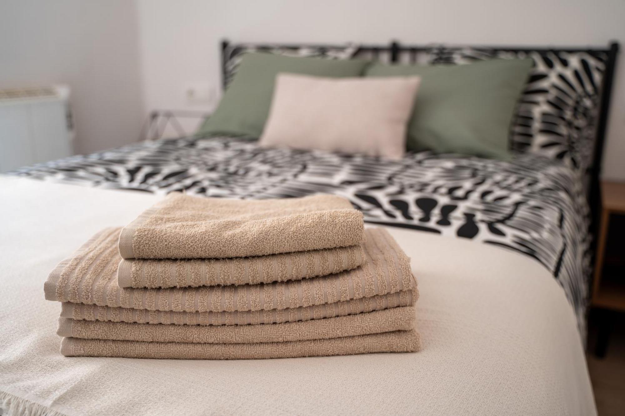 Apartamento En El Corazon De Granada - Cochera Экстерьер фото