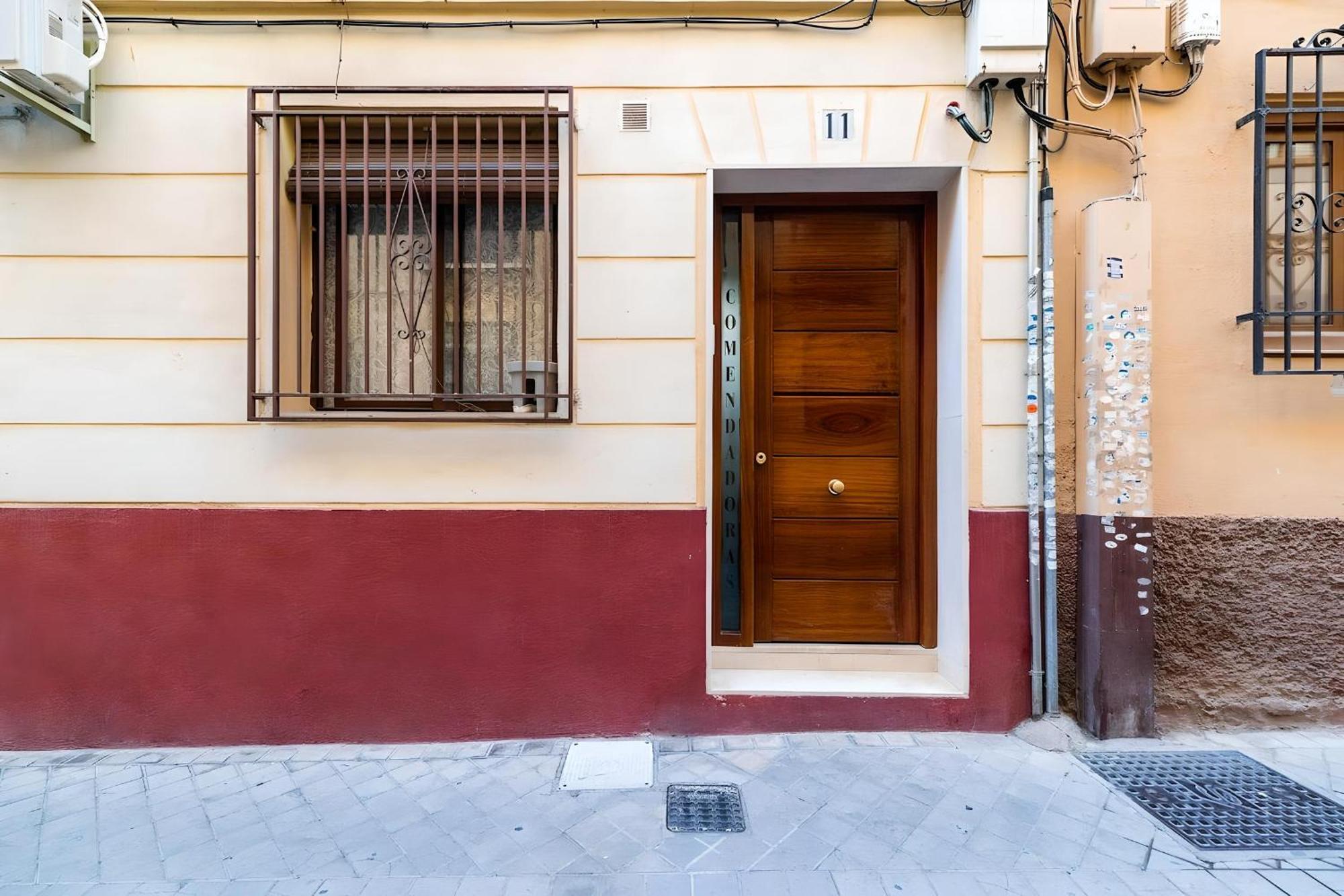 Apartamento En El Corazon De Granada - Cochera Экстерьер фото